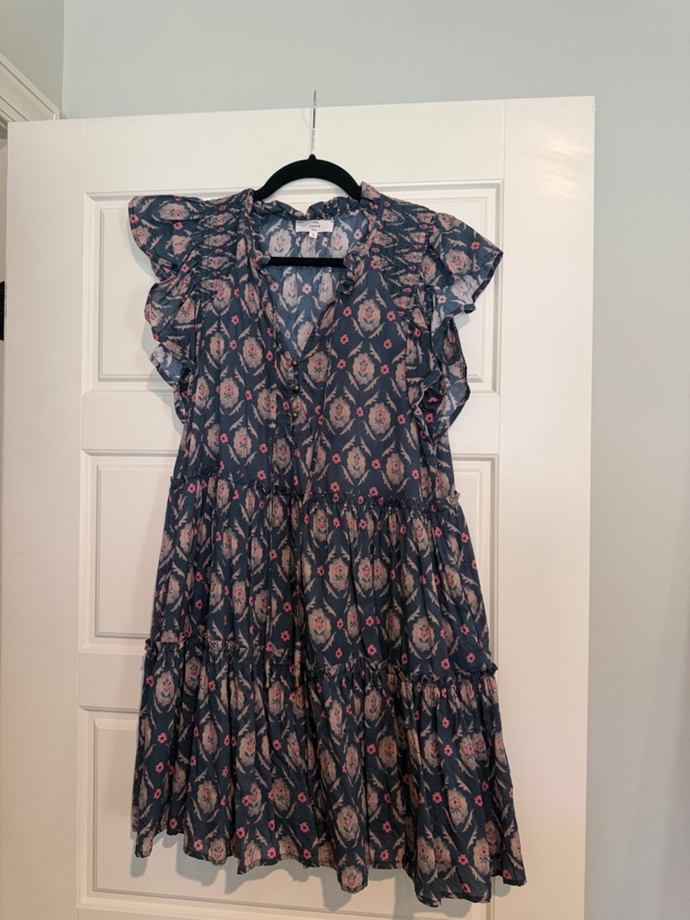 entro Navy Blue Floral Ruffle Sleeve Tiered Dress